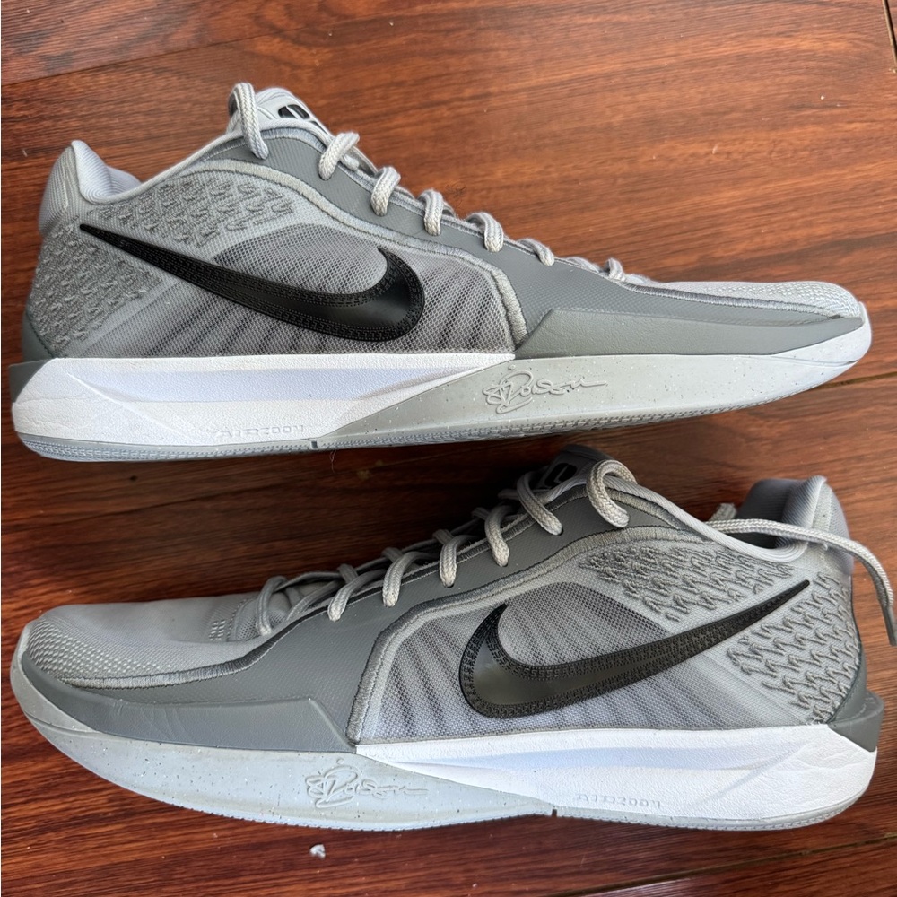 Nike Sabrina 2